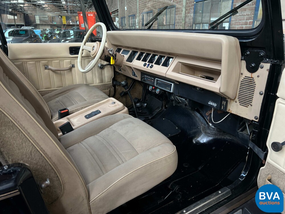 Jeep Wrangler Laredo 2.5 121pk Org. Nederlands 1989, XN-71-SY