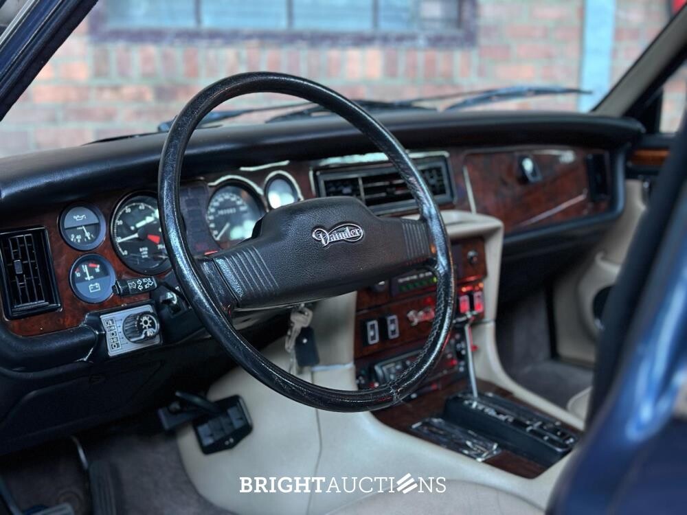 Daimler Double Six 6.0 V12 U9 318pk 1988, 91-HV-BN Youngtimer