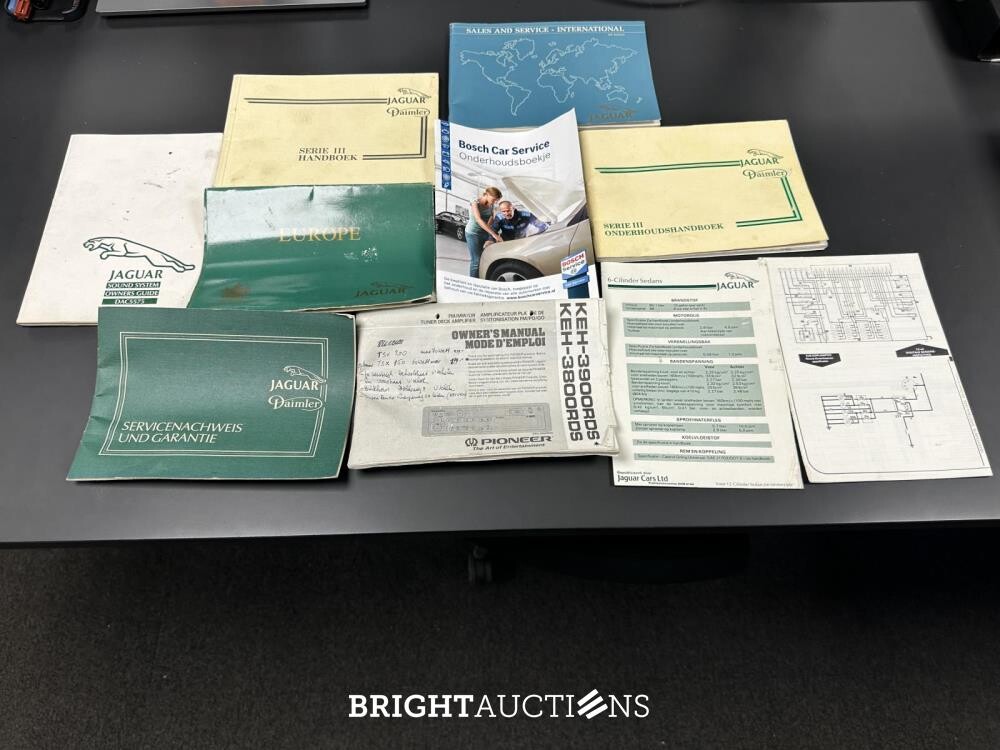 Daimler Double Six 6.0 V12 U9 318pk 1988, 91-HV-BN Youngtimer