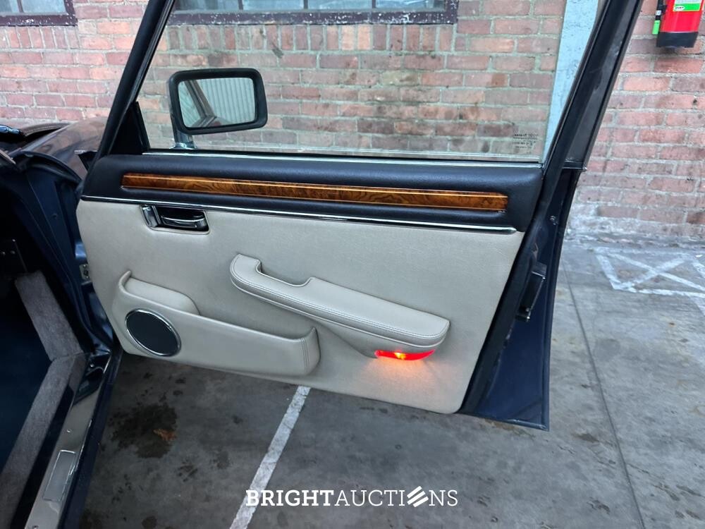 Daimler Double Six 6.0 V12 U9 318pk 1988, 91-HV-BN Youngtimer