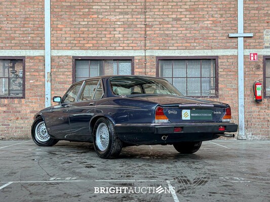 Daimler Double Six 6.0 V12 U9 318pk 1988, 91-HV-BN Youngtimer