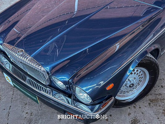 Daimler Double Six 6.0 V12 U9 318pk 1988, 91-HV-BN Youngtimer