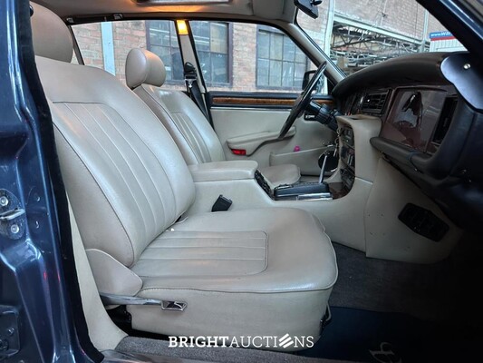 Daimler Double Six 6.0 V12 U9 318pk 1988, 91-HV-BN Youngtimer