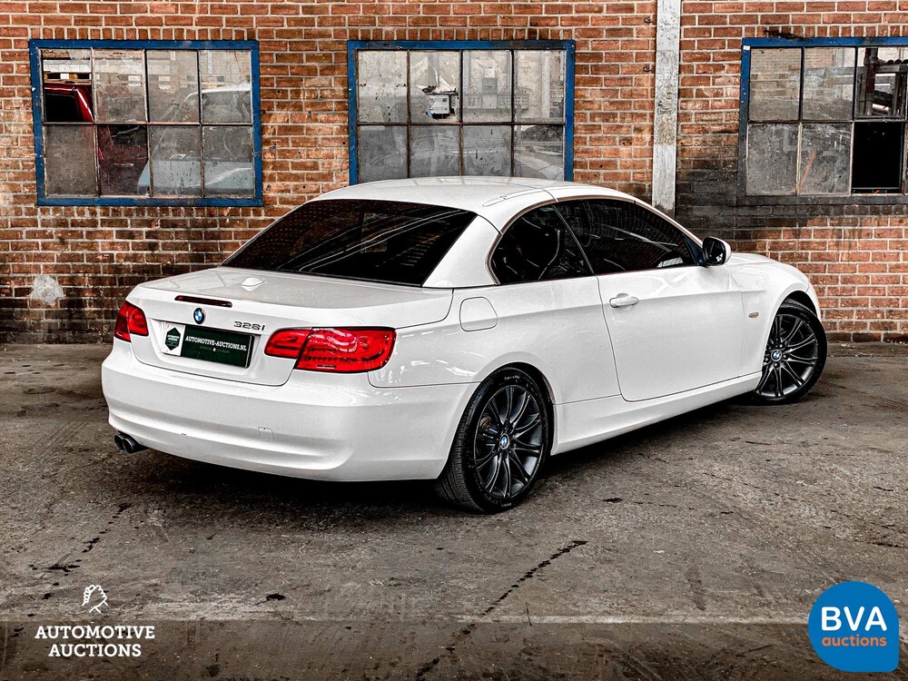 BMW 328i Cabriolet 218pk 3-Serie 2013, R-544-BX