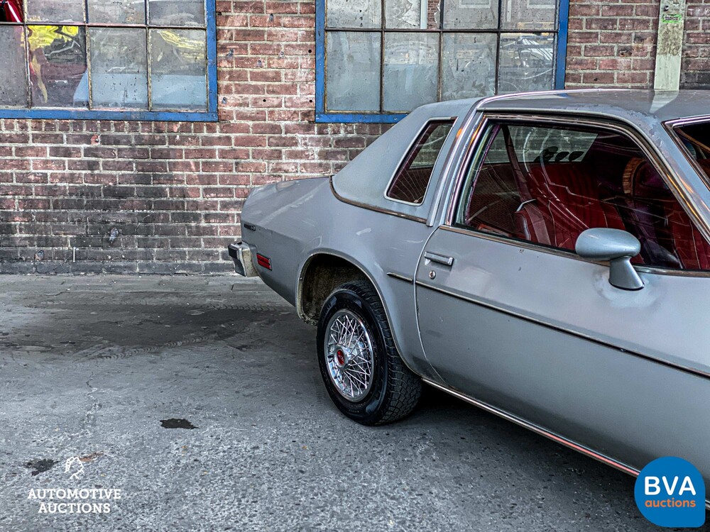 Pontiac Sunbird Notchback HM 27 Sport 1979 6-cilinder Firebird, DG-06-XR
