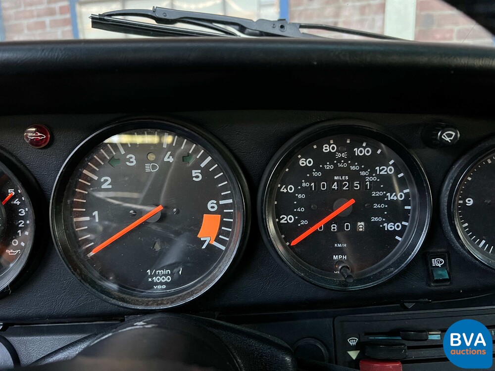 Porsche 911 Cabriolet 3.2 209pk 1986