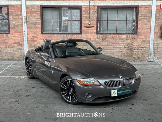 BMW Z4 Roadster 3.0i S 231pk 2004 (Hardtop + Softtop) Origineel-NL, 36-NV-HZ Youngtimer