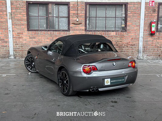 BMW Z4 Roadster 3.0i S 231pk 2004 (Hardtop + Softtop) Origineel-NL, 36-NV-HZ Youngtimer