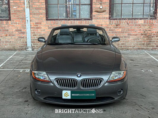 BMW Z4 Roadster 3.0i S 231pk 2004 (Hardtop + Softtop) Origineel-NL, 36-NV-HZ Youngtimer