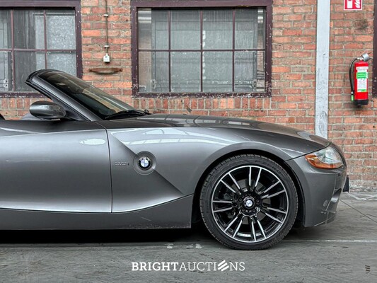 BMW Z4 Roadster 3.0i S 231pk 2004 (Hardtop + Softtop) Origineel-NL, 36-NV-HZ Youngtimer