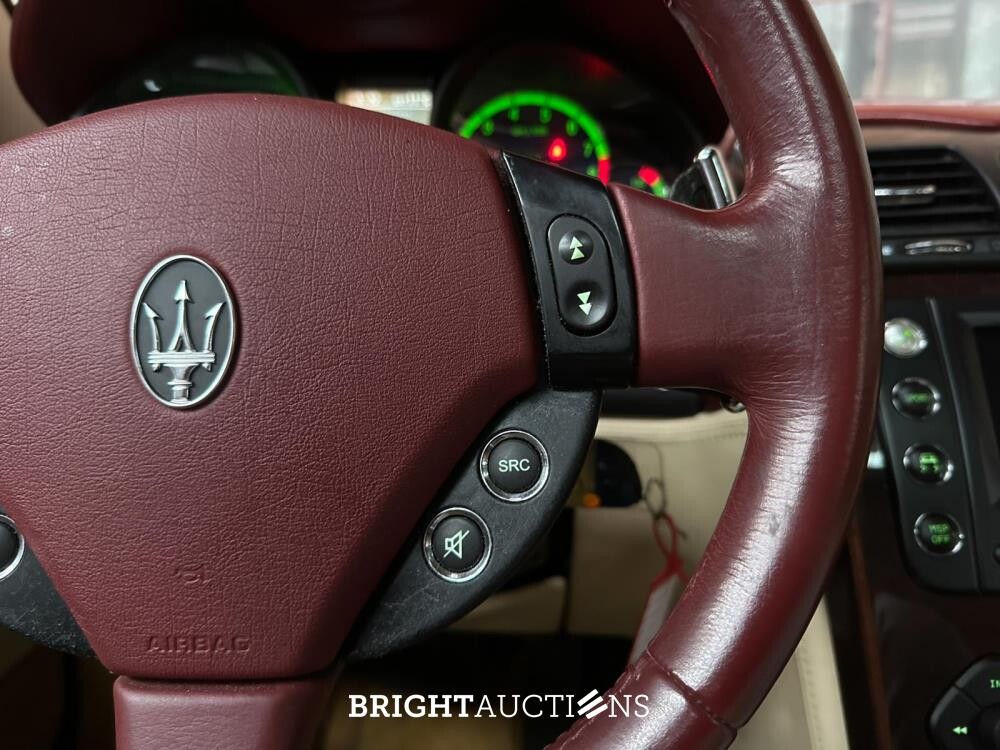 Maserati Quattroporte 4.2 V8 400PK 2004 Youngtimer (66.000 km)