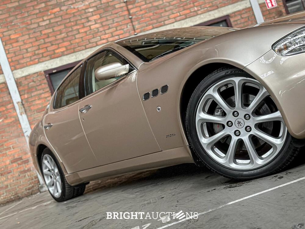 Maserati Quattroporte 4.2 V8 400PK 2004 Youngtimer (66.000 km)