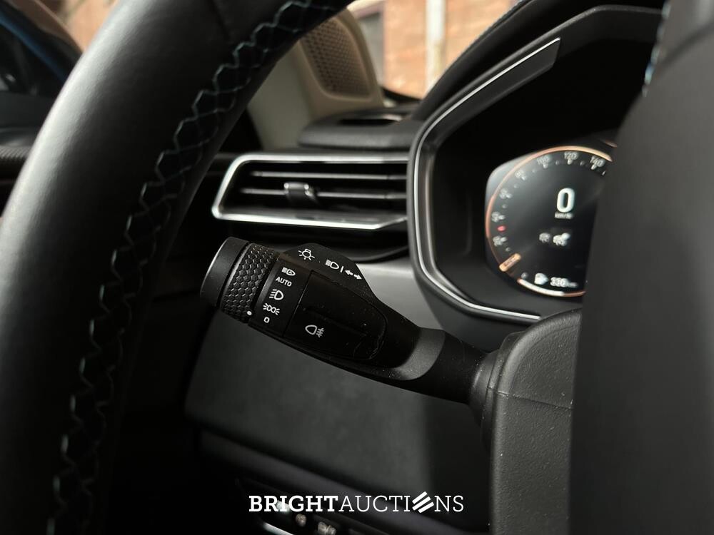 Lynk & Co 01 1.5 179pk 2023 (Origineel-NL), S-933-JR