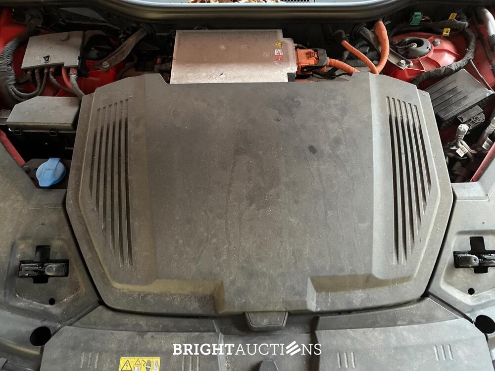 Audi e-tron 50 Quattro Edition 71 kWh 313pk 2020 (Origineel-NL), J-388-LL