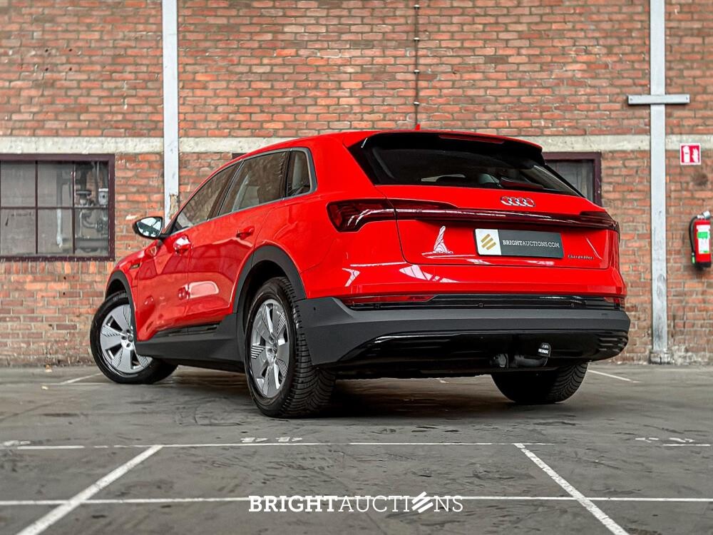 Audi e-tron 50 Quattro Edition 71 kWh 313pk 2020 (Origineel-NL), J-388-LL