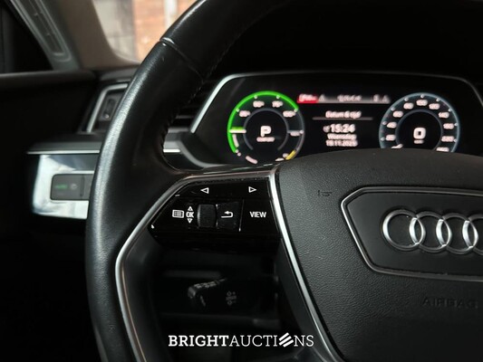 Audi e-tron 50 Quattro Edition 71 kWh 313pk 2020 (Origineel-NL), J-388-LL