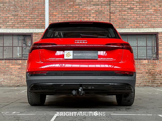 Audi e-tron 50 Quattro Edition 71 kWh 313pk 2020 (Origineel-NL), J-388-LL