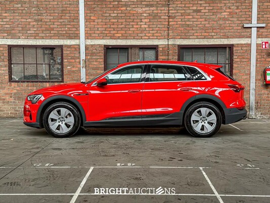 Audi e-tron 50 Quattro Edition 71 kWh 313pk 2020 (Origineel-NL), J-388-LL