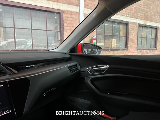 Audi e-tron 50 Quattro Edition 71 kWh 313pk 2020 (Origineel-NL), J-388-LL