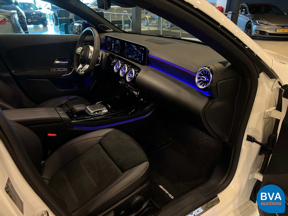 Mercedes-Benz CLA35 AMG 4matic CLA Class Shooting Brake 306hp 2020, P-644-LL.