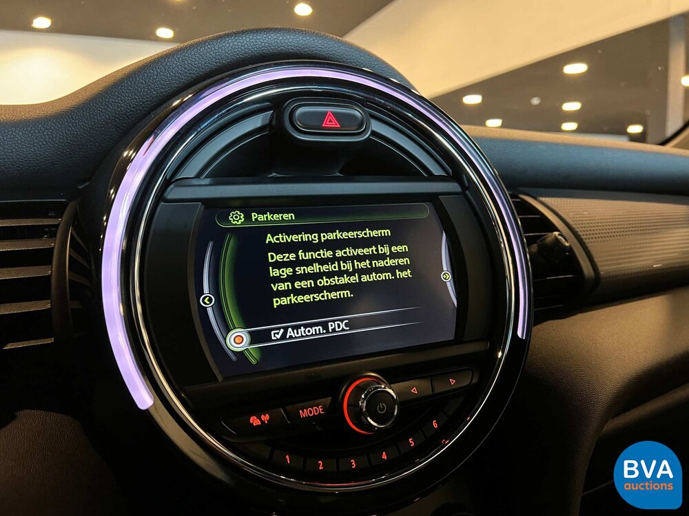 Mini Cooper 1.5 Chile Serious Business 136hp 2016, RG-118-Z.