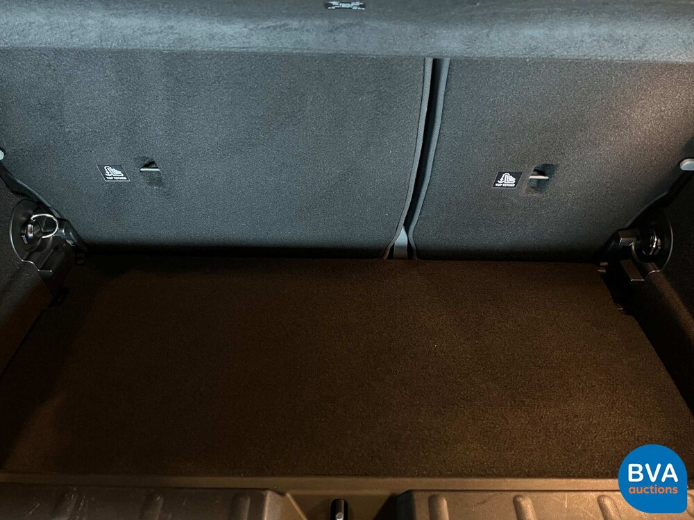 Mini Cooper 1.5 Chile Serious Business 136hp 2016, RG-118-Z.