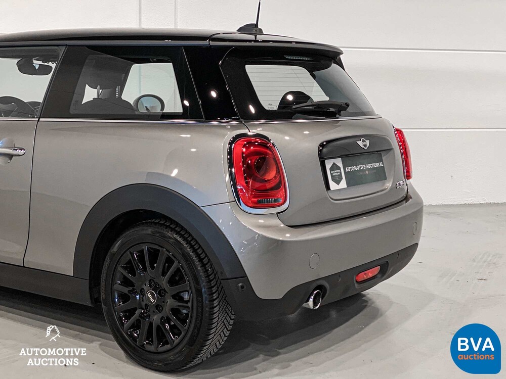 Mini Cooper 1.5 Chile Serious Business 136hp 2016, RG-118-Z.