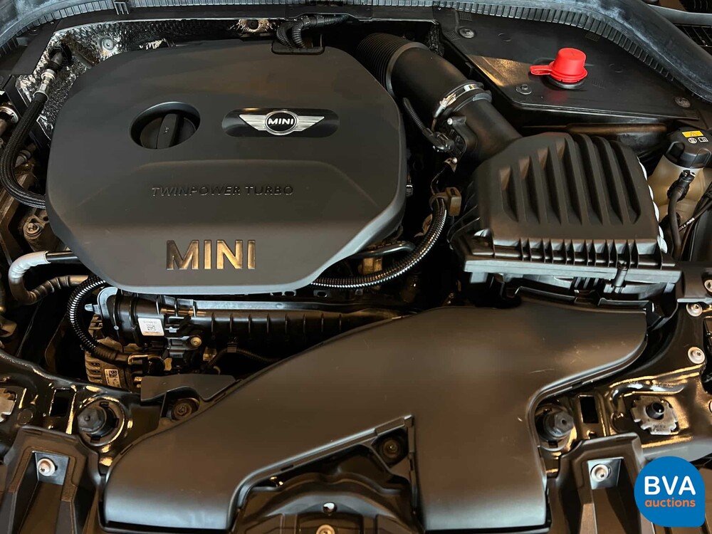 Mini Cooper 1.5 Chile Serious Business 136hp 2016, RG-118-Z.