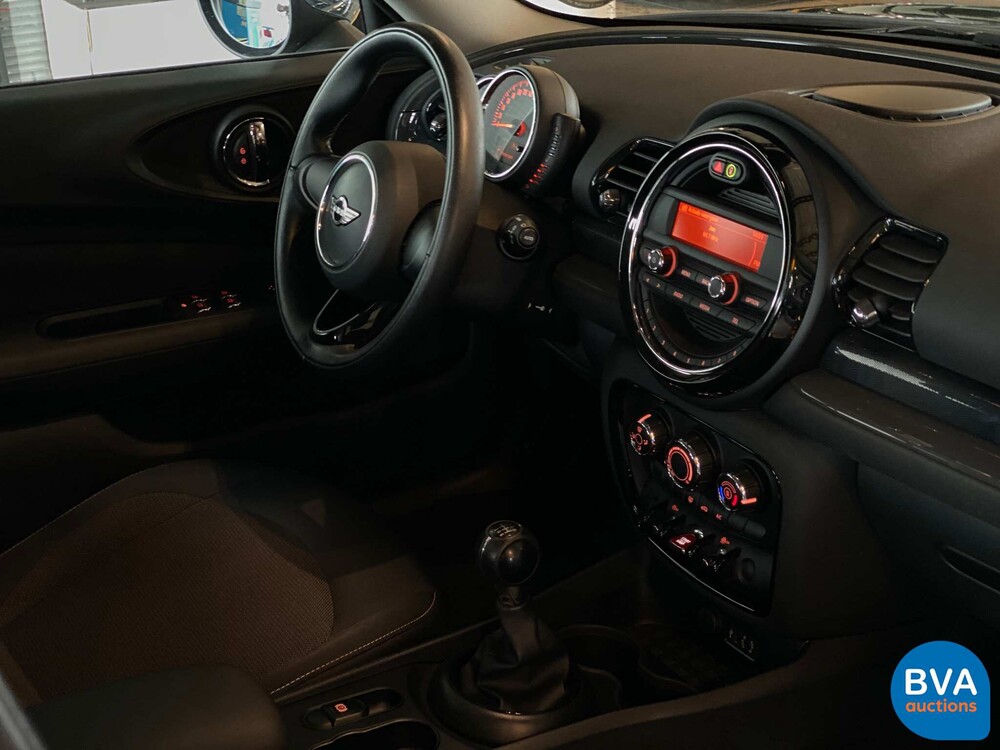 Mini Clubman 1.5D 116hp 2016 British Racing Green Mini Cooper.