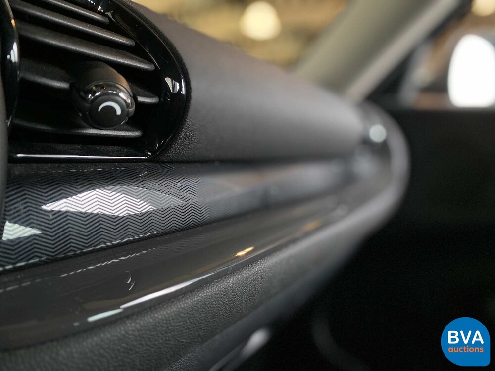 Mini Clubman 1.5D 116hp 2016 British Racing Green Mini Cooper.