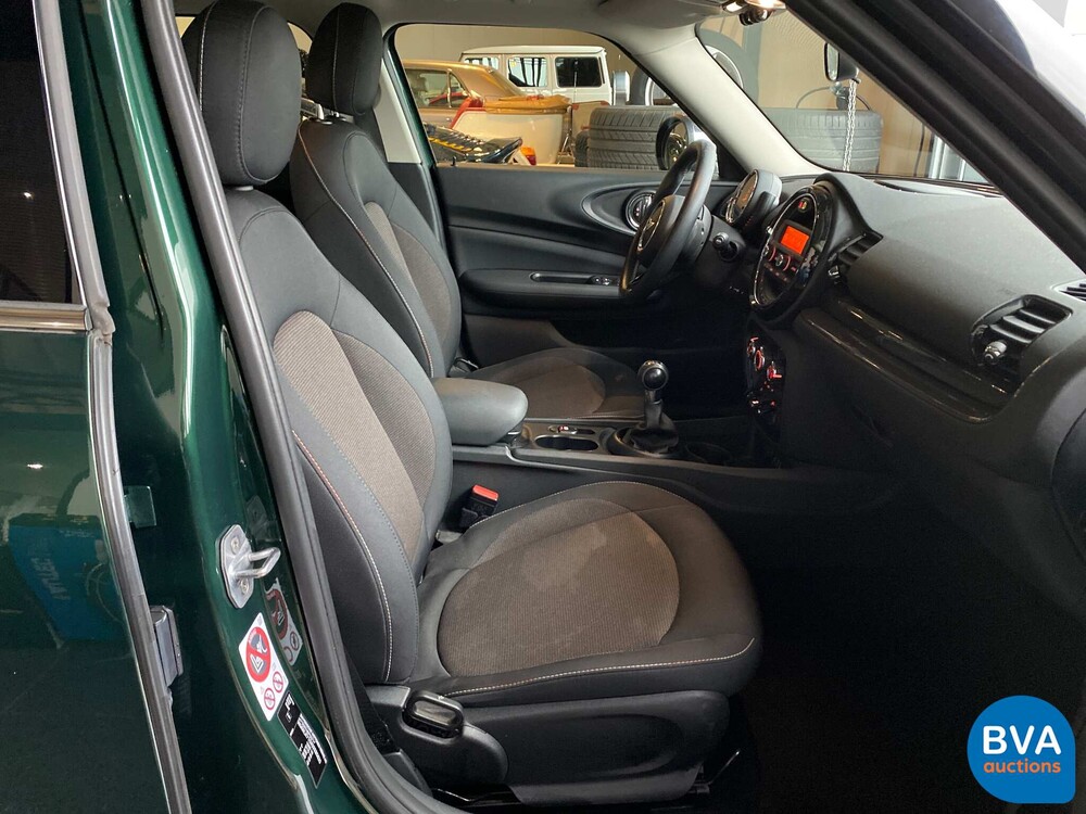Mini Clubman 1.5D 116hp 2016 British Racing Green Mini Cooper.