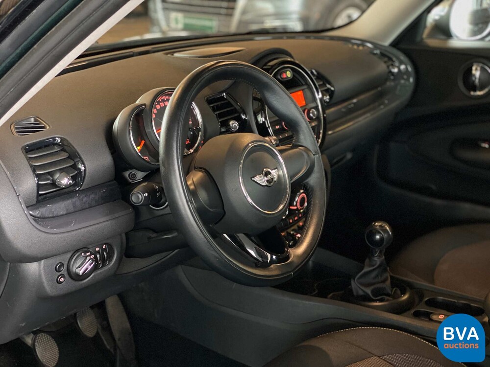Mini Clubman 1.5D 116hp 2016 British Racing Green Mini Cooper.