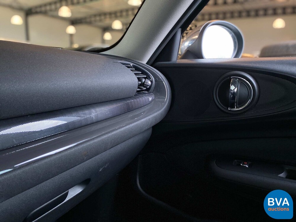 Mini Clubman 1.5D 116hp 2016 British Racing Green Mini Cooper.