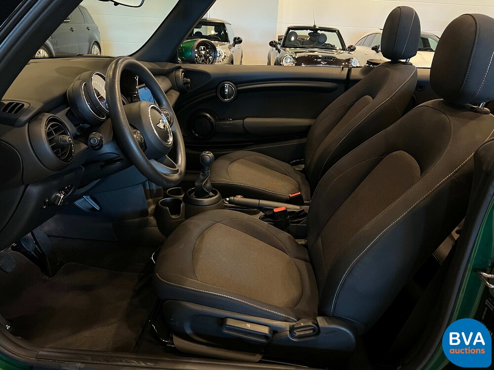 Mini one 1.5 Pepper Cabriolet 102hp 2020, K-399-ZZ.