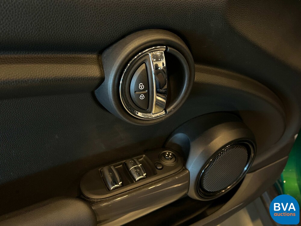 Mini one 1.5 Pepper Cabriolet 102hp 2020, K-399-ZZ.