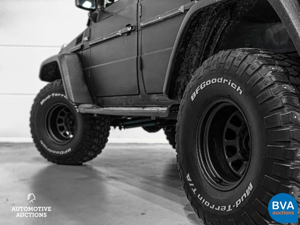 Mercedes-Benz 300TD Garrett GT32 turbo / OM606 engine G-Class (1994 model) 250hp.