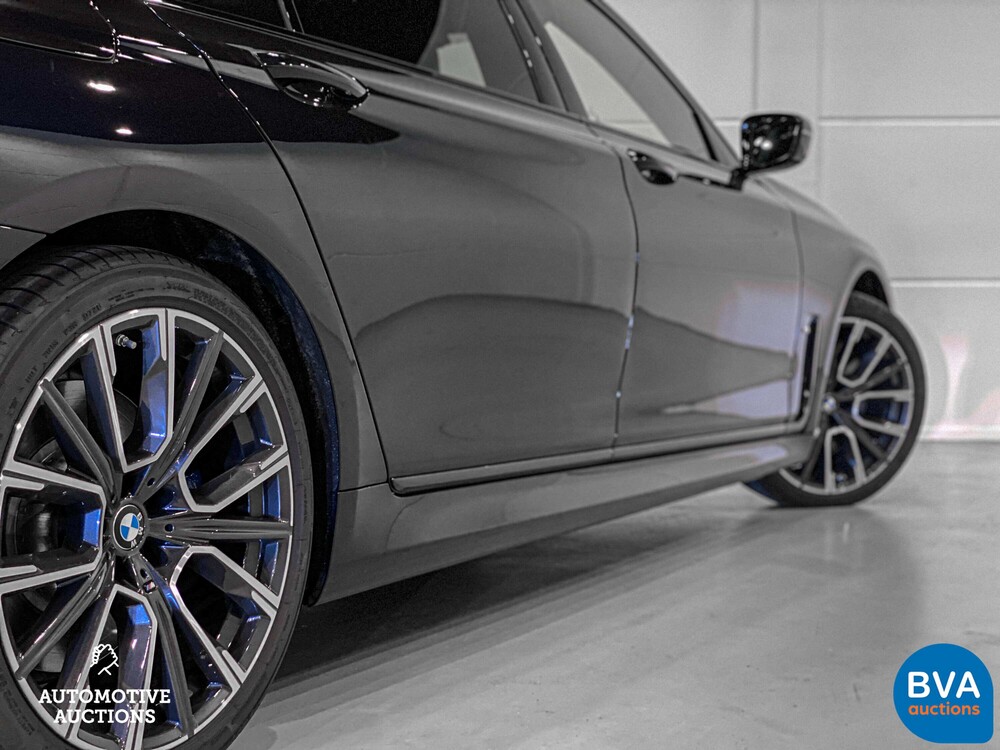 BMW 740Li xDrive M-Sport 340pk GARANTIE 7-Serie 2021, L-303-RB