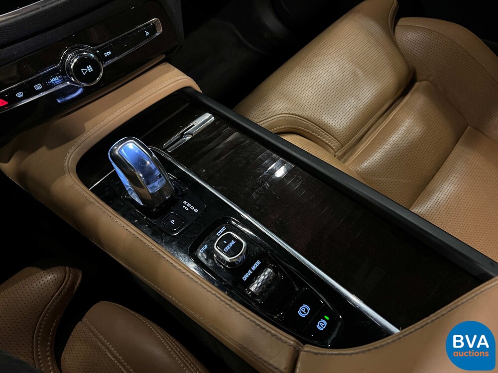 Volvo XC90 T8 7-Pers 408pk Orig. NL 2016, KV-189-X.