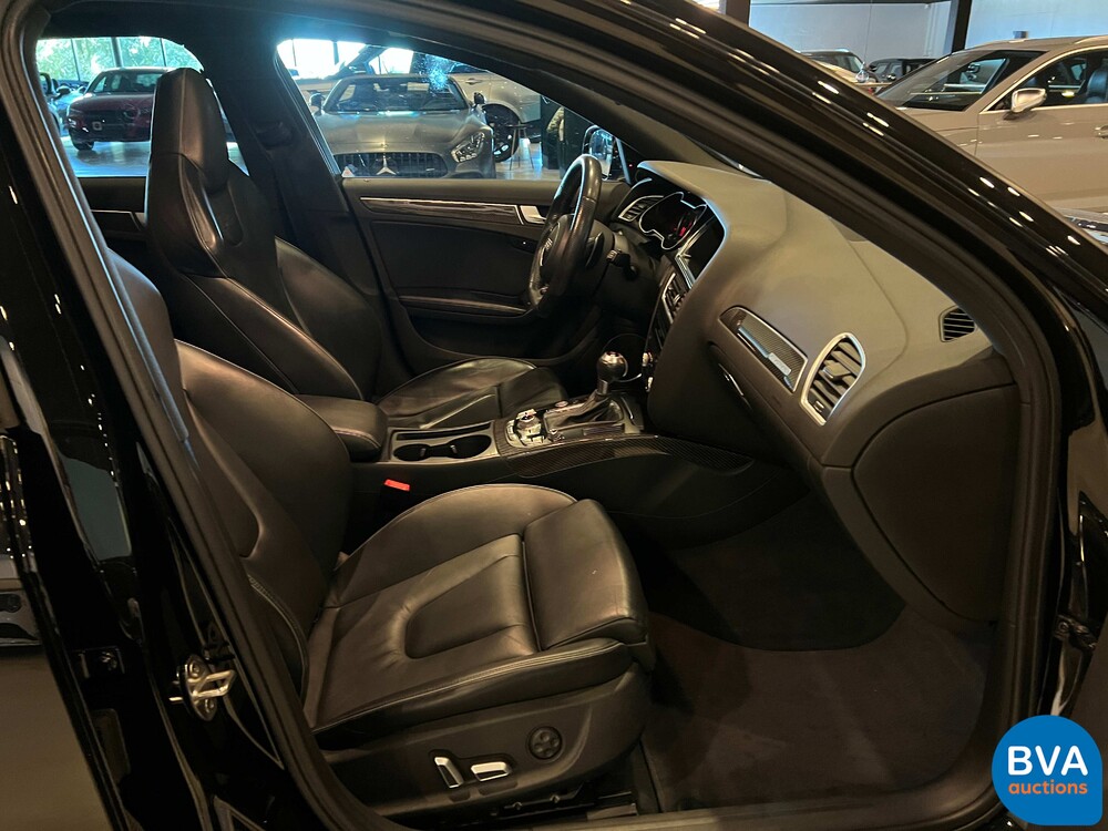 Audi RS4 Avant 4.2 V8 FSI Quattro 450hp 2014, J-933-SJ.