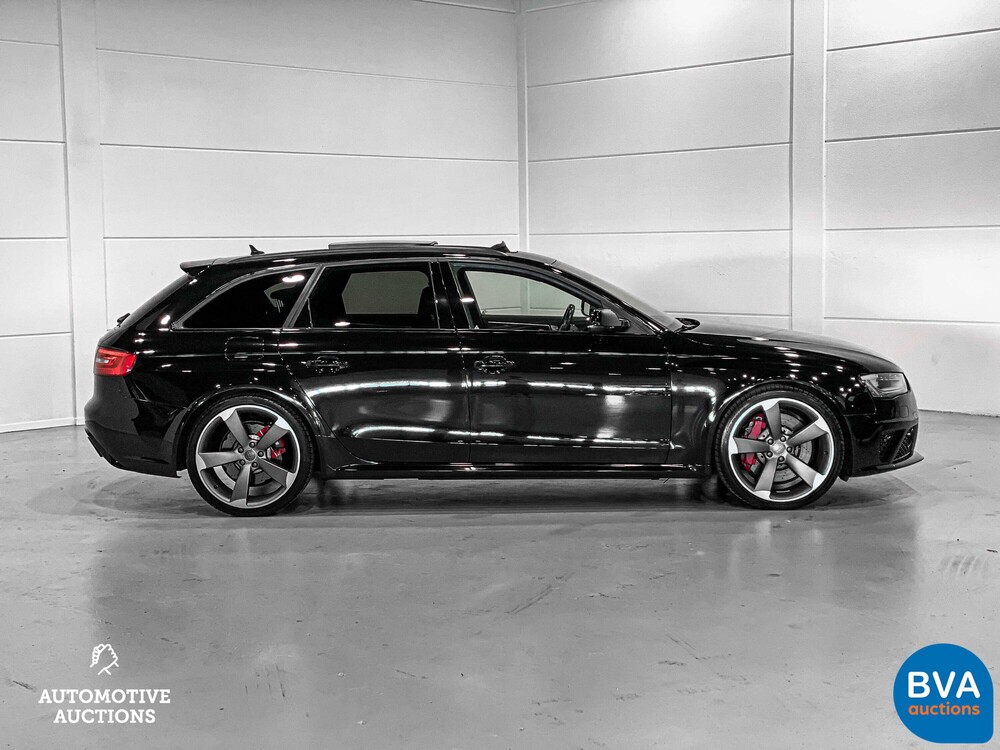 Audi RS4 Avant 4.2 V8 FSI Quattro 450hp 2014, J-933-SJ.