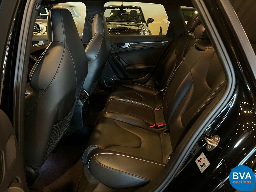 Audi RS4 Avant 4.2 V8 FSI Quattro 450hp 2014, J-933-SJ.