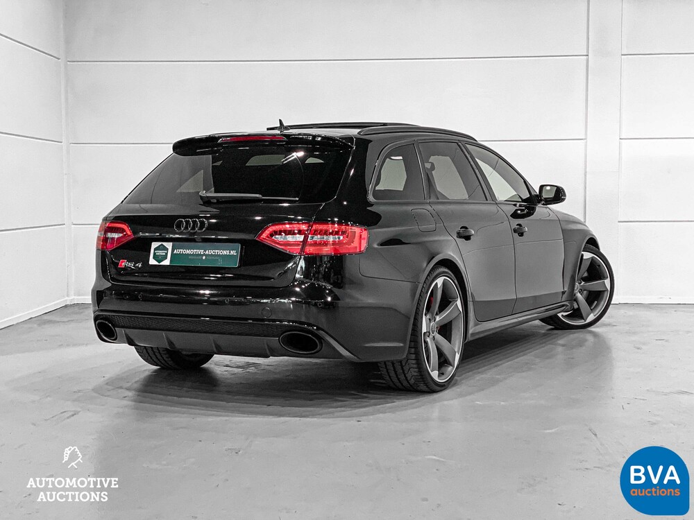 Audi RS4 Avant 4.2 V8 FSI Quattro 450hp 2014, J-933-SJ.