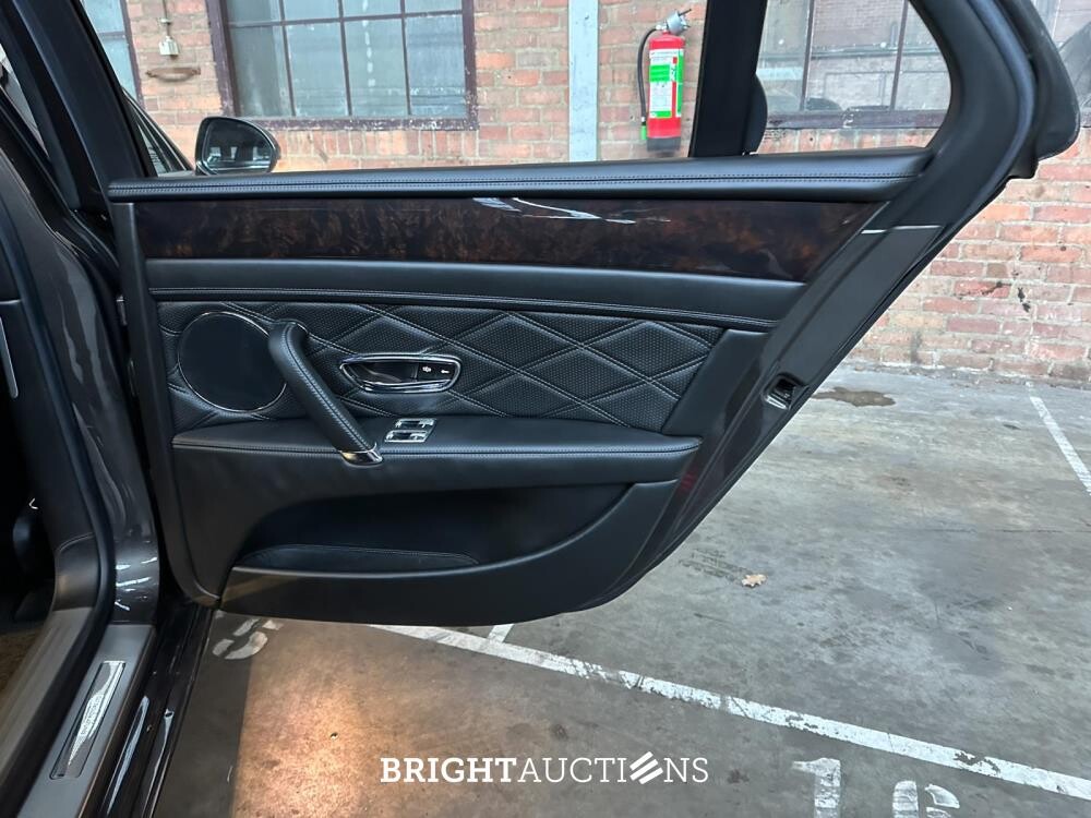 Bentley Flying Spur 6.0 W12 625pk 2016, SG-010-N