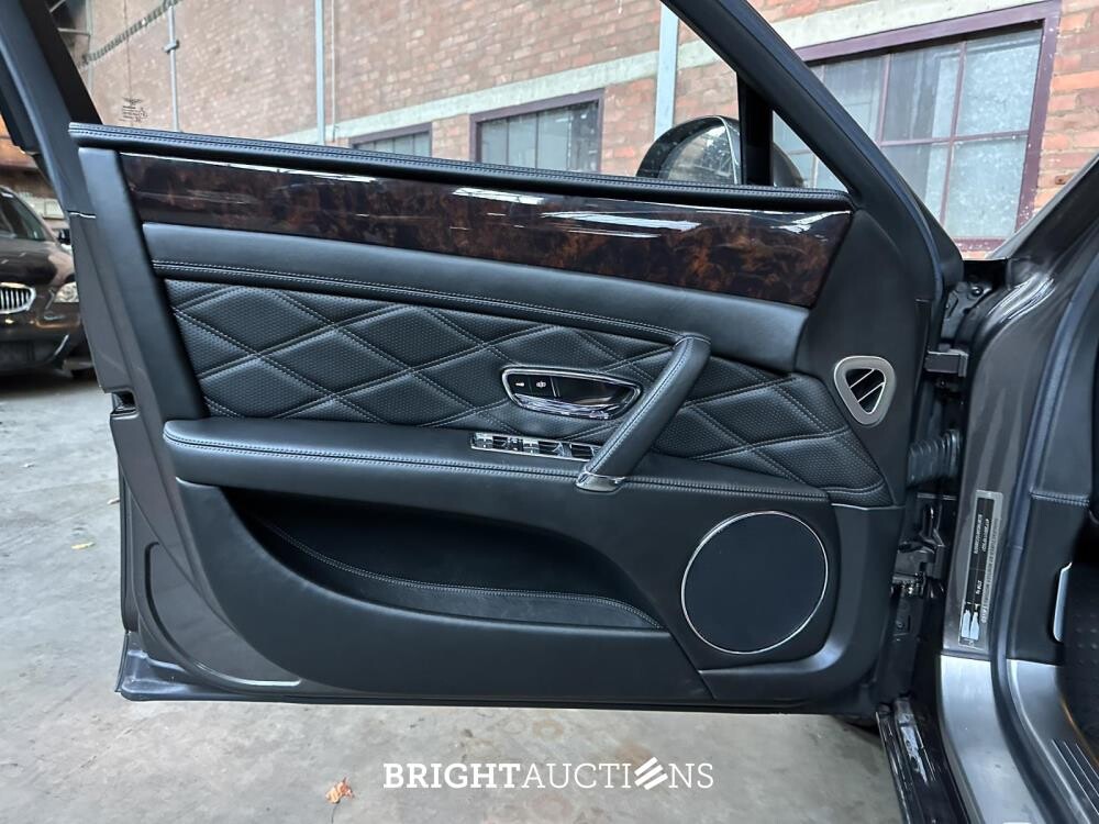 Bentley Flying Spur 6.0 W12 625pk 2016, SG-010-N