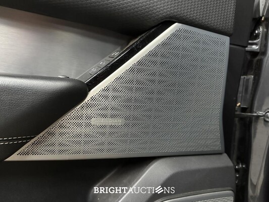 Land Rover Range Rover Velar 2.0 I4 AWD R-Dynamic SE 241pk 2017 (Origineel-NL), PX-296-F