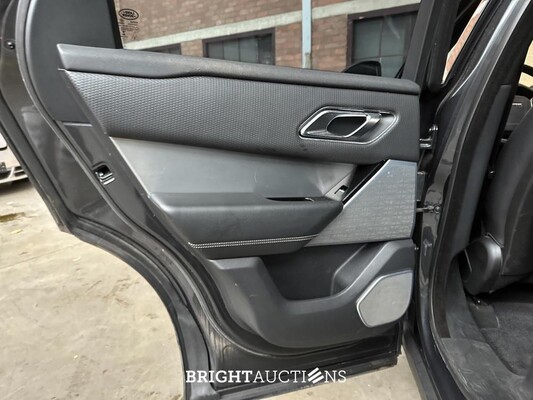 Land Rover Range Rover Velar 2.0 I4 AWD R-Dynamic SE 241pk 2017 (Origineel-NL), PX-296-F