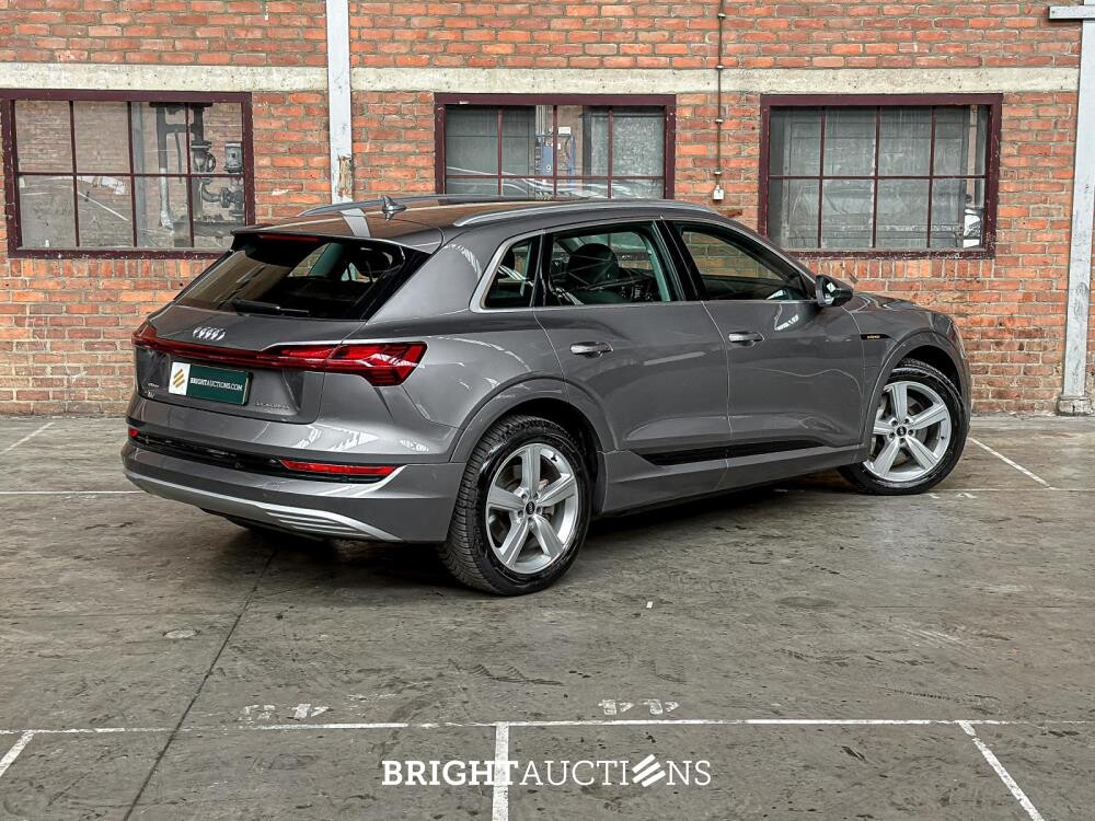 Audi E-tron 50 quattro Business edition 71 kWh 313pk 2020 (Origineel-NL+1e eigenaar), K-238-JJ