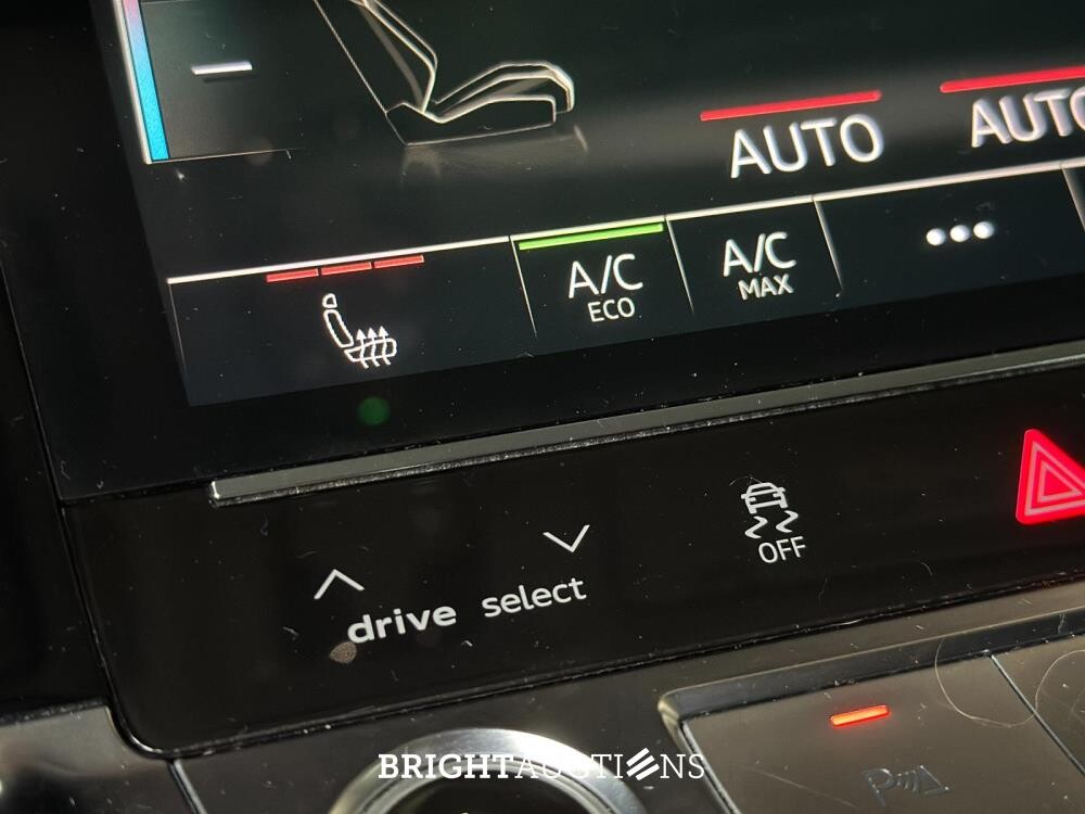 Audi E-tron 50 quattro Business edition 71 kWh 313pk 2020 (Origineel-NL+1e eigenaar), K-238-JJ