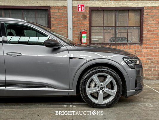 Audi E-tron 50 quattro Business edition 71 kWh 313pk 2020 (Origineel-NL+1e eigenaar), K-238-JJ