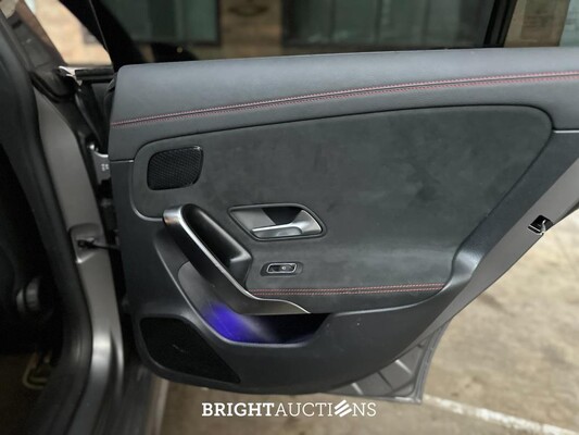 Mercedes-Benz CLA250 e Business Solution AMG Limited CLA-klasse Shooting Brake 160pk 2022 (Origineel-NL), P-675-JH